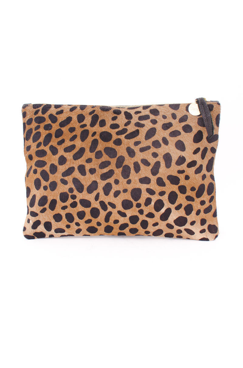 FLAT LEOPARD CLUTCH