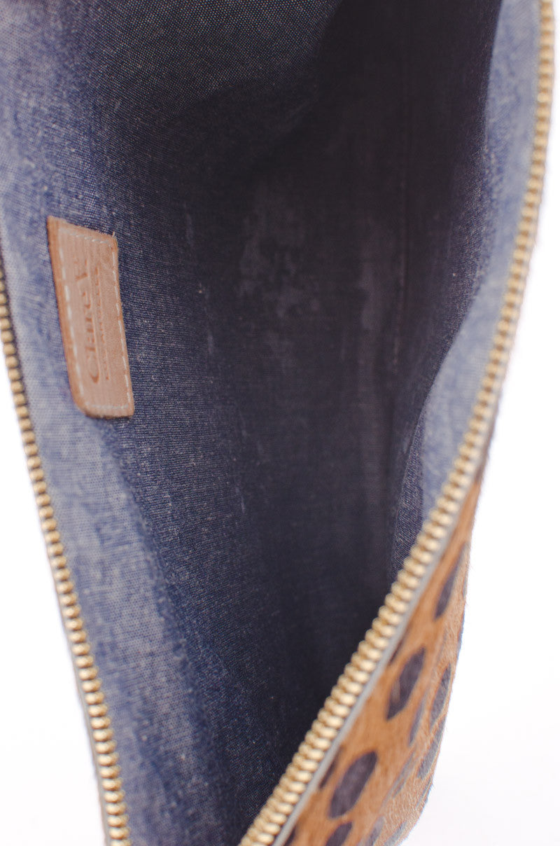 FLAT LEOPARD CLUTCH