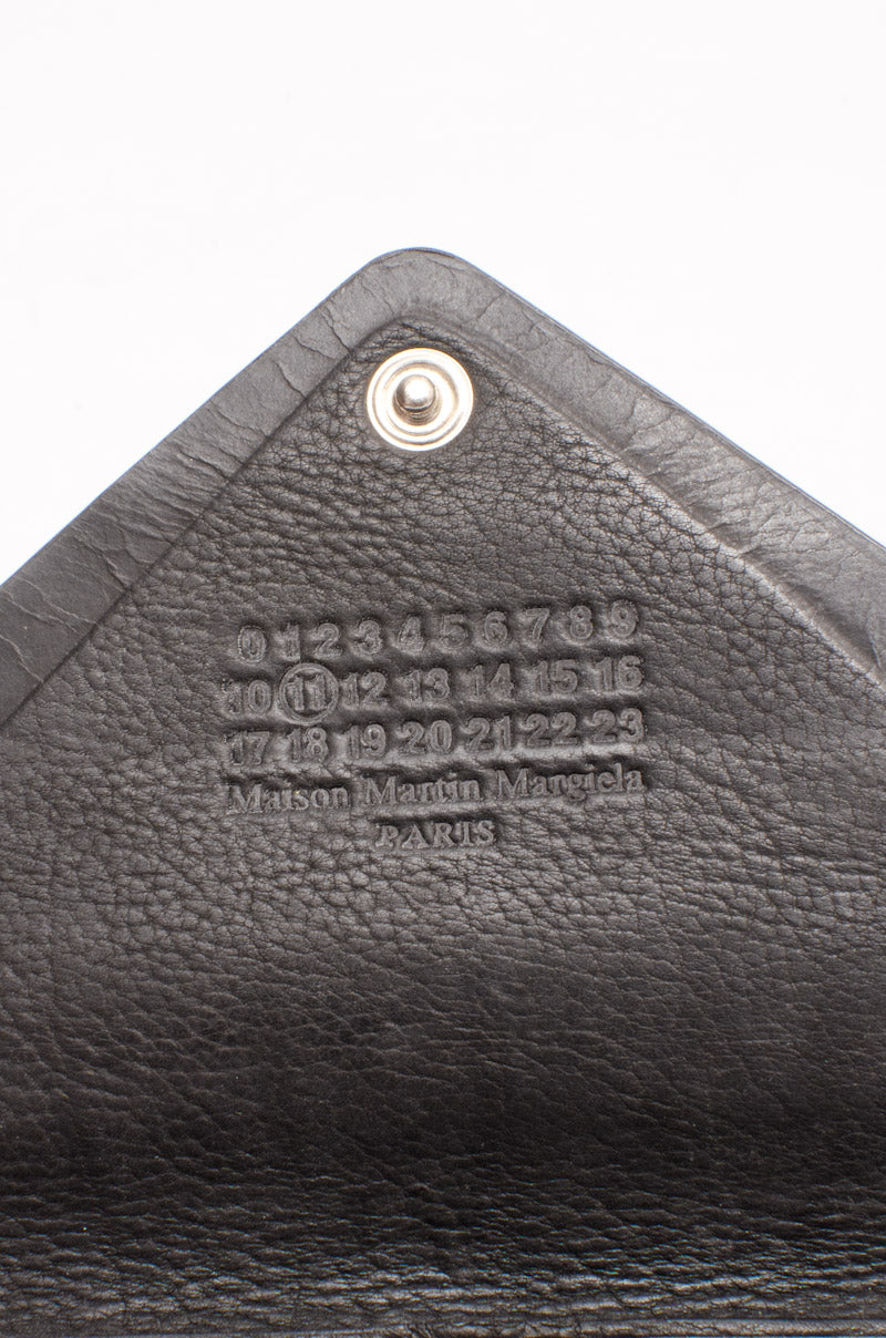 ENVELOPE CLUTCH