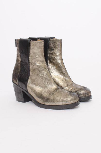 METALLIC GOLD BOOTS