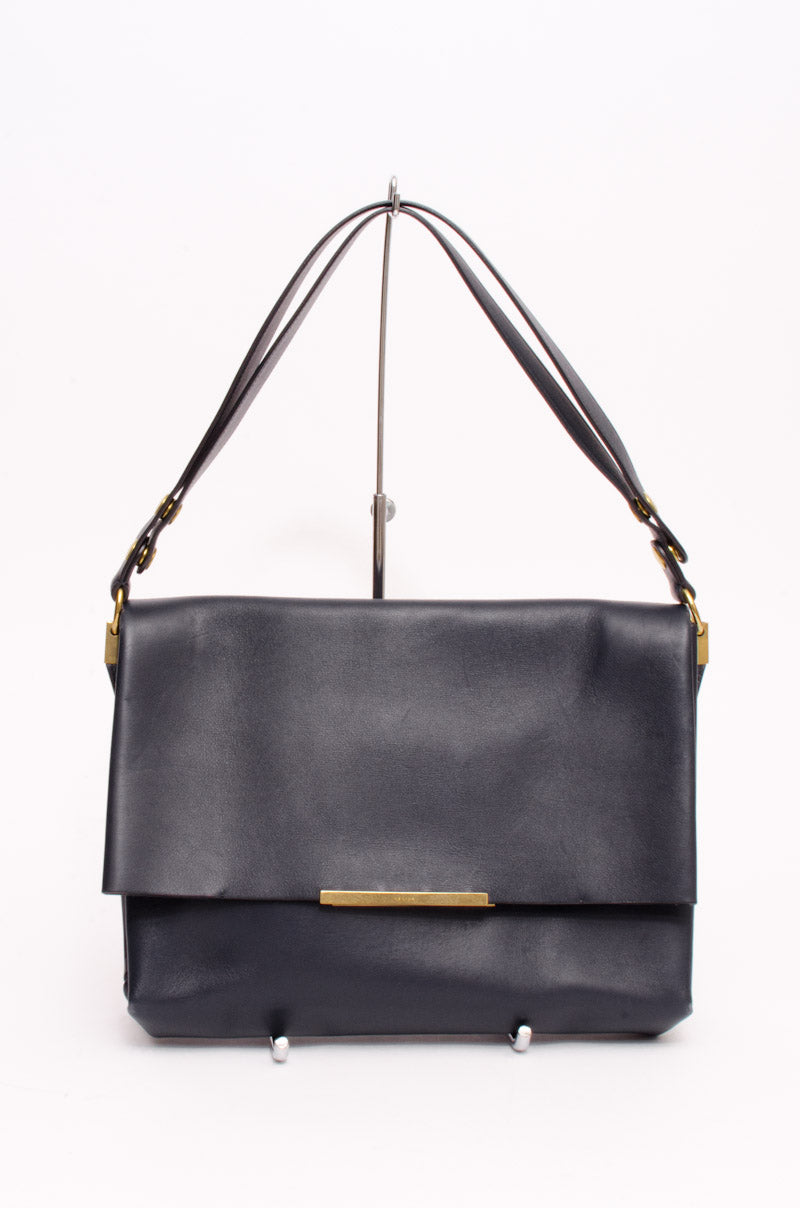NAVY BLADE BAG