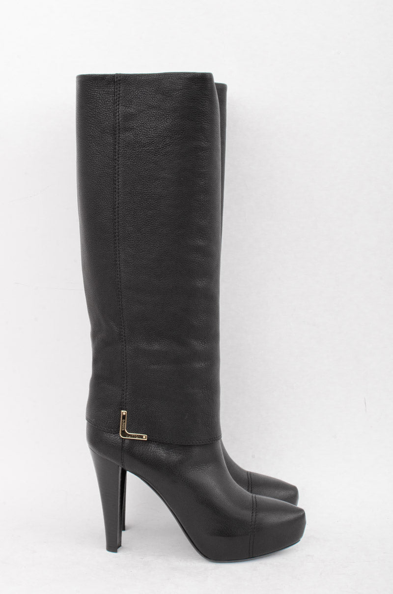 QUEEN KNEE HIGH BOOT WITH TAGS