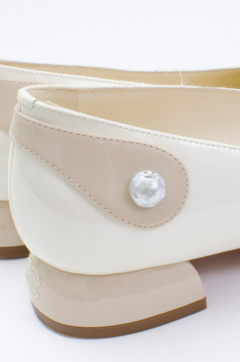 PATENT LEATHER PUMPS