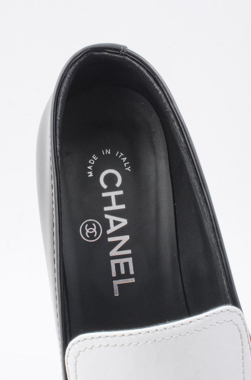 PATENT LEATHER LOAFERS