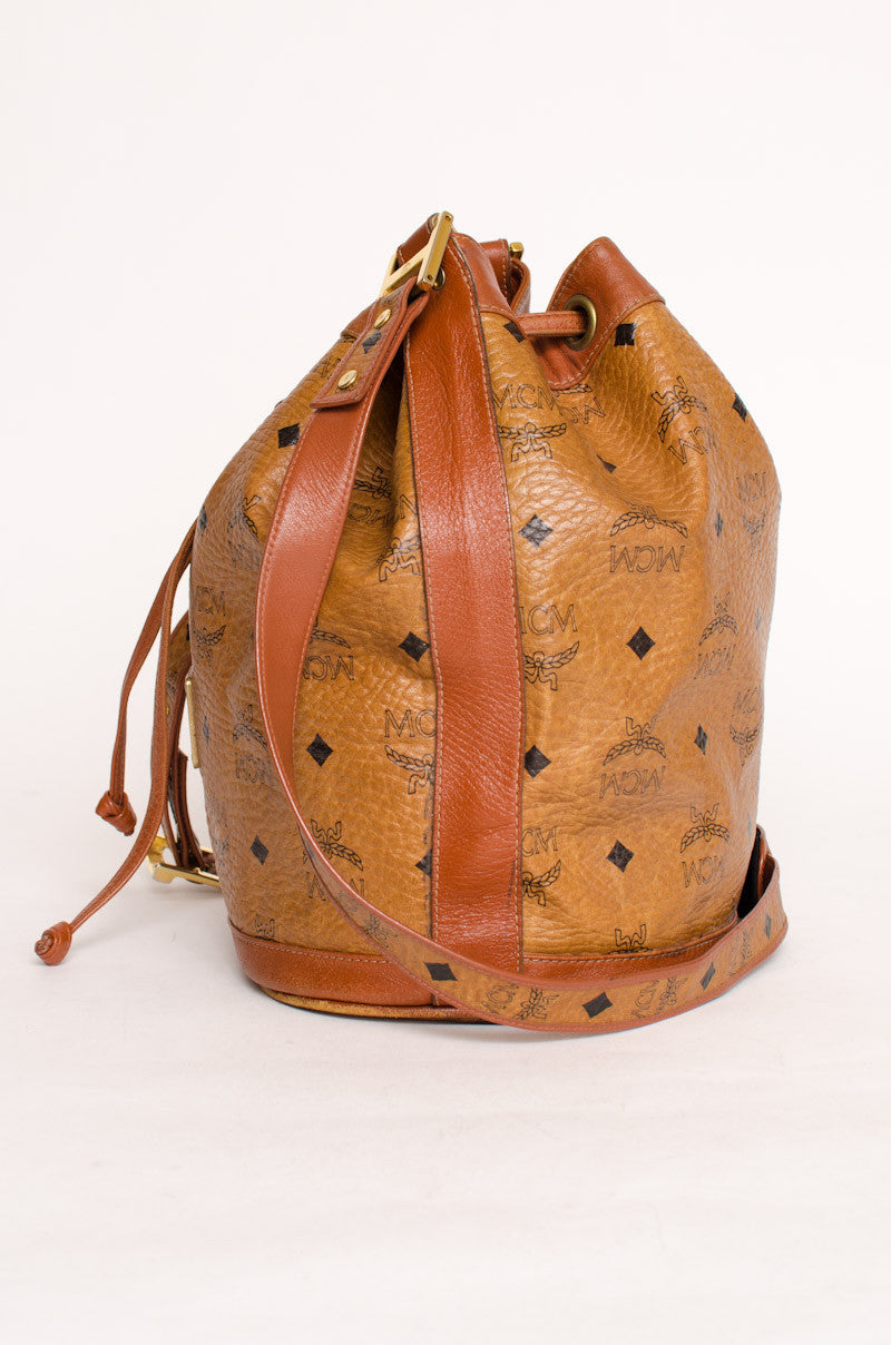 HERITAGE BUCKET BAG