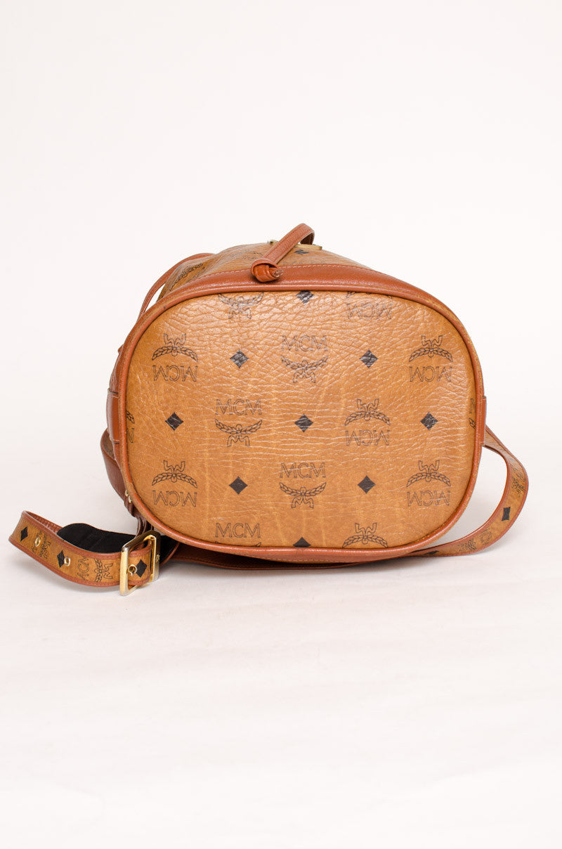 HERITAGE BUCKET BAG