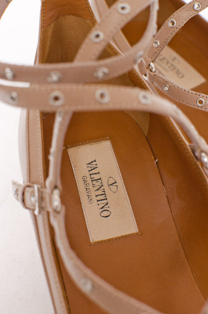 LOVE LATCH GROMMET HEELS