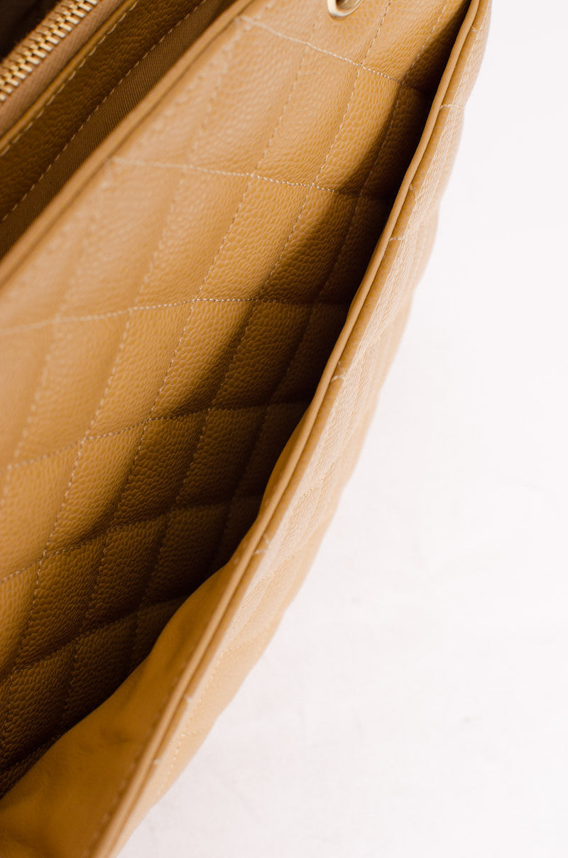 CAVIAR GRAND SHOPPING TOTE