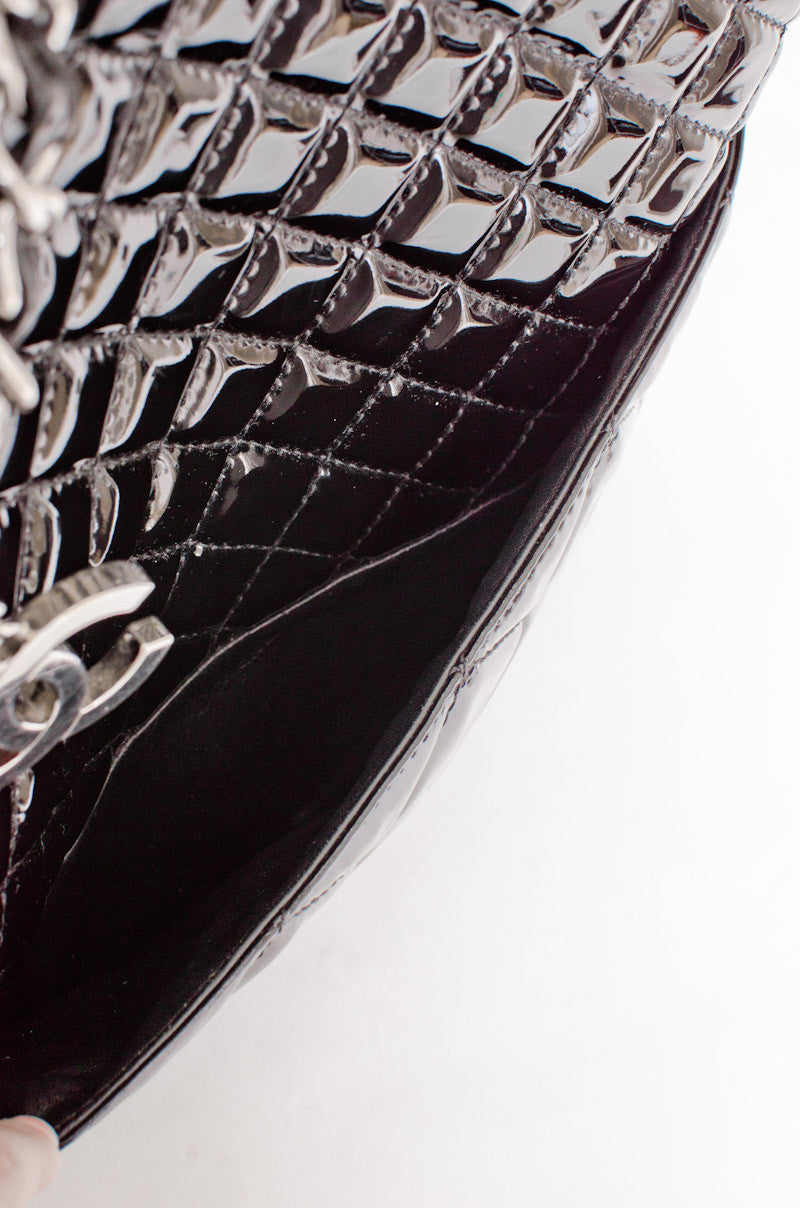 PATENT LEATHER TOTE