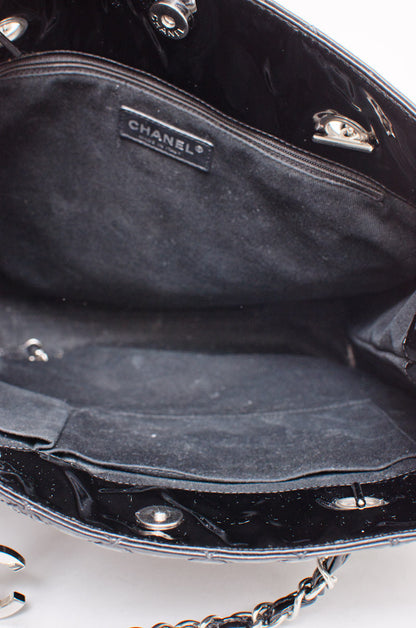PATENT LEATHER TOTE