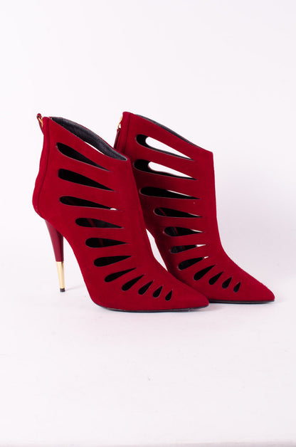 CUTOUT ANKLE BOOTIES