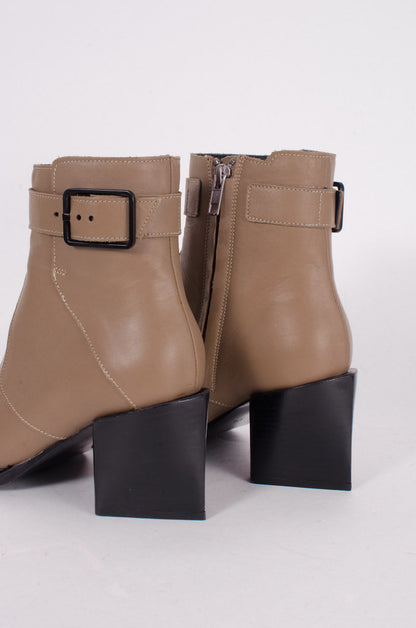 ZENITH ANKLE BOTOIES