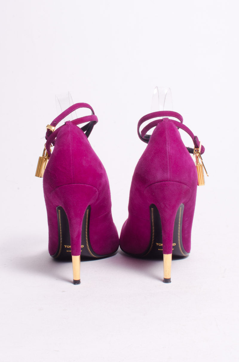 FUCHSIA PADLOCK PUMPS