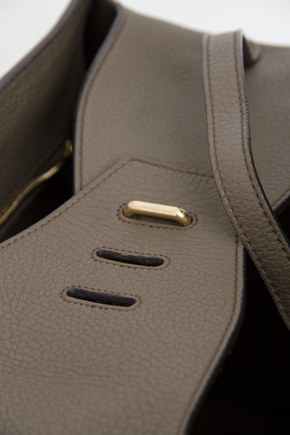 TIE KNOT HAND BAG