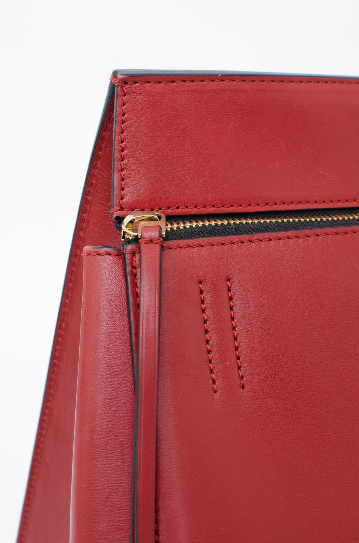 RED EDGE PURSE