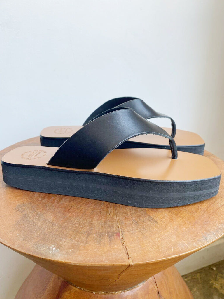 MELITTO SANDALS – Gift of Garb