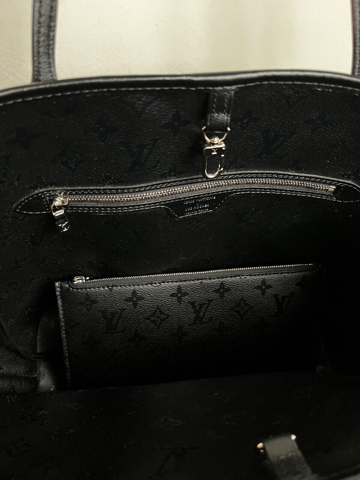 URS FISCHER TUFTED VELVET MM NEVERFULL