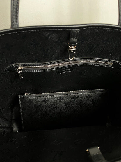 URS FISCHER TUFTED VELVET MM NEVERFULL