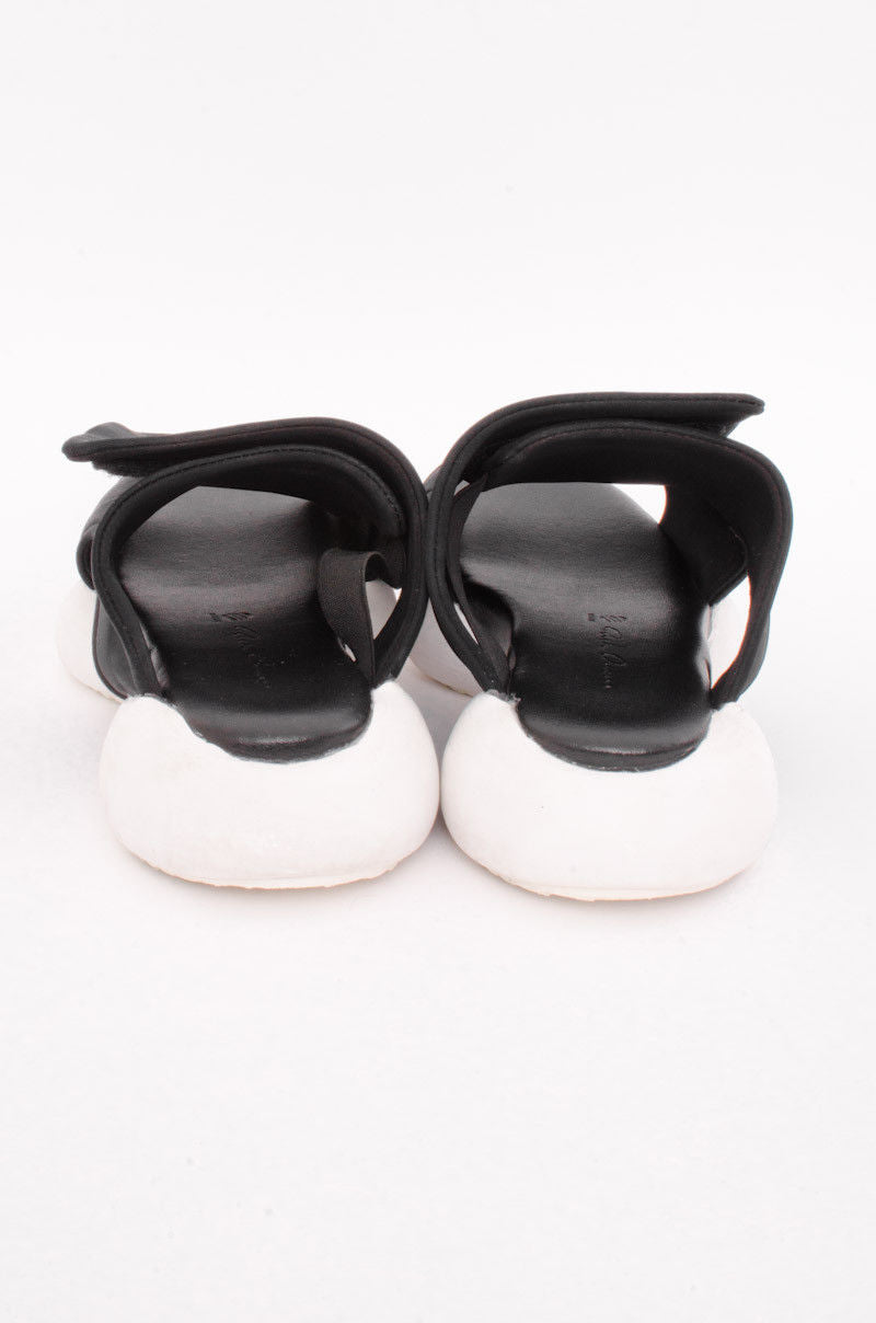 RO CLOGS