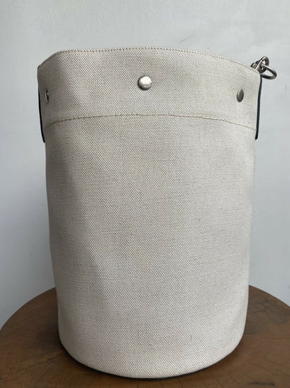 LOGO BUCKET BAG