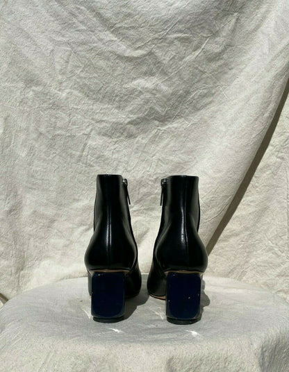 BOWIN CUBE HEEL BOOT