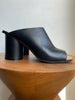 BLACK TABI HEEL