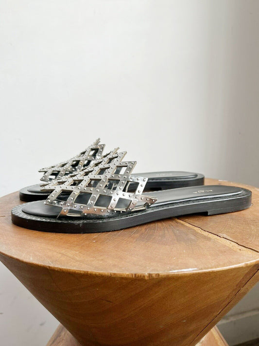 SILVER LASERCUT SLIDES