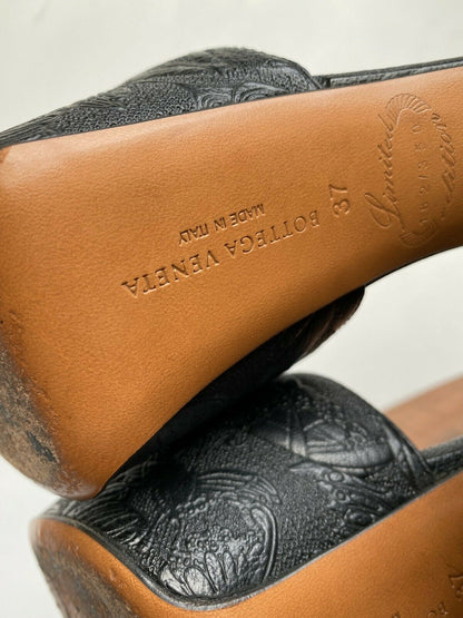 BUTTERFLY EMBOSSED PLATFORMS